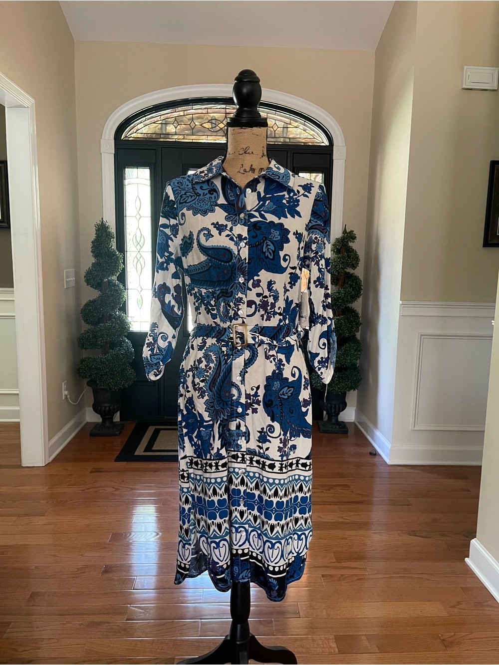 Fig + Flower Blue & White Paisley Print Button Down Collar Midi Dress with Belt